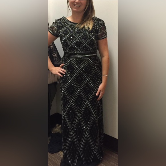 NWT Adrianna Papell Art Deco Diamond Beaded Evening Gown with Cap Sleeves - Picture 2 of 14